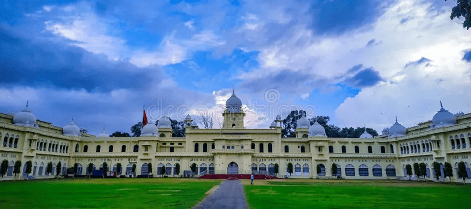 Lucknow University Banner